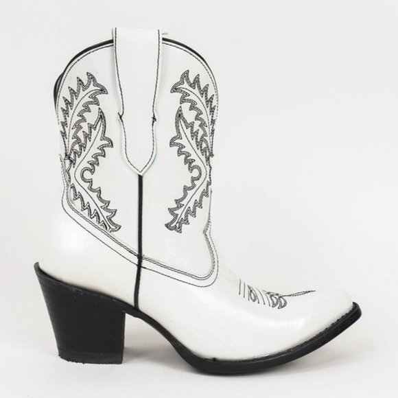 Corral Shoes - Corral White Embroidery Cowboy Booties